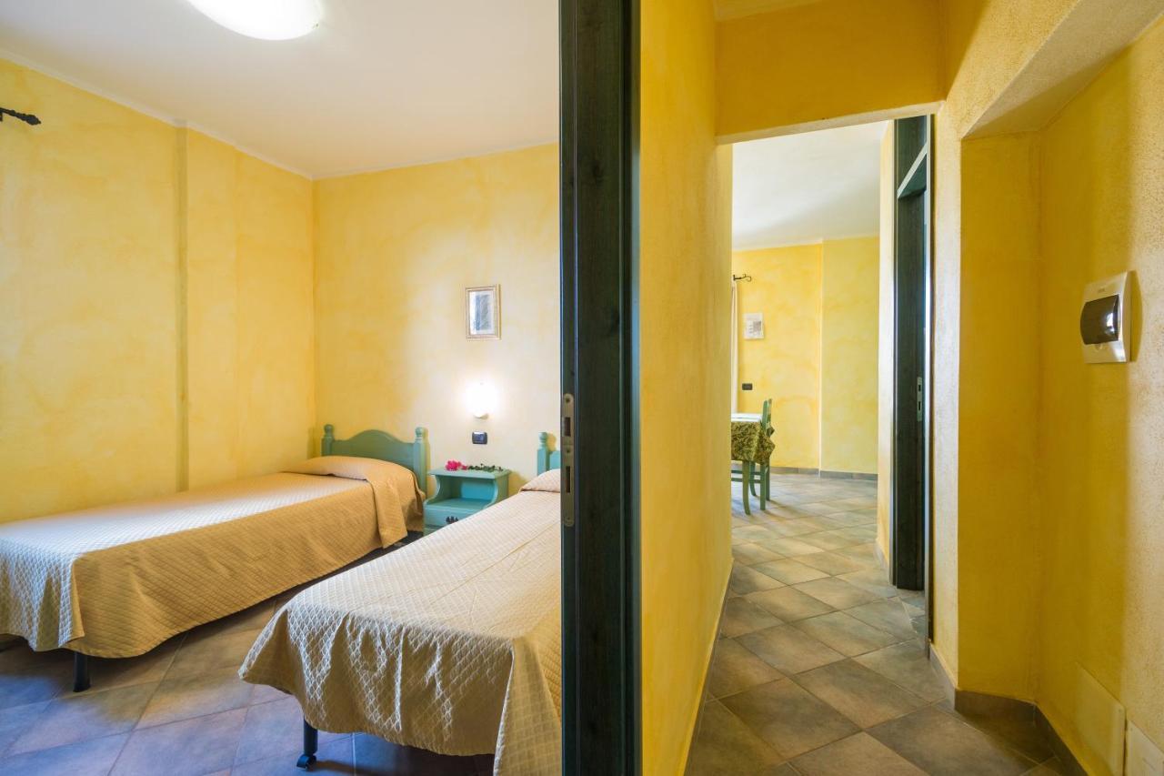 Residenza Gli Ontani Hotel Orosei Exterior foto
